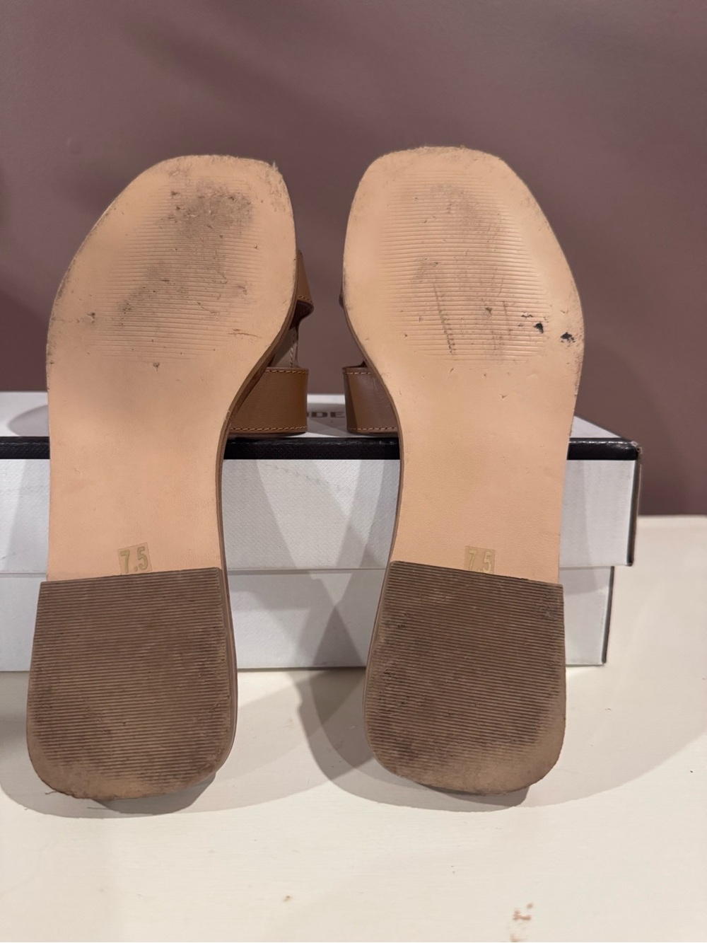 Steve Madden Tan Brown Leather Slide Sandals - Picture 2 of 2